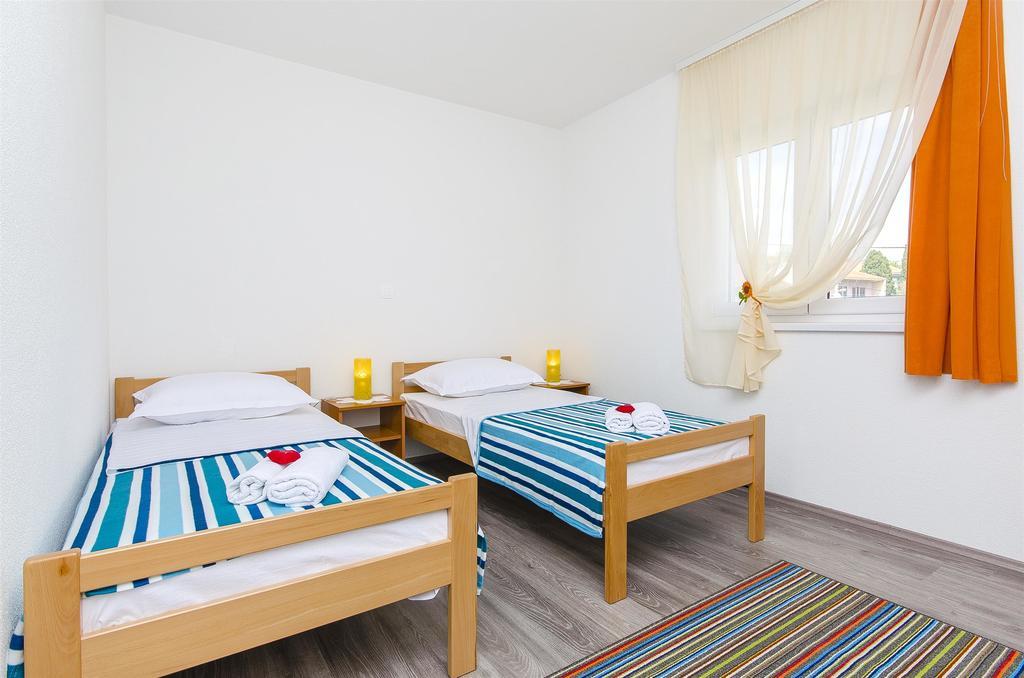 טרוגיר Apartments Branka מראה חיצוני תמונה
